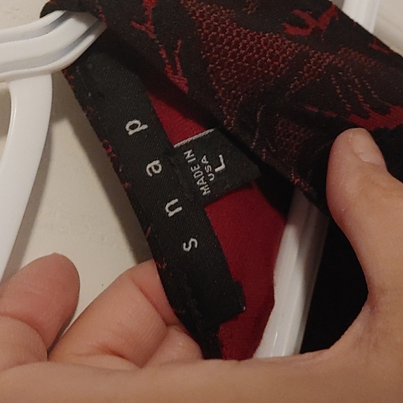 Womans dress With Cut Out On Belly - Picture 3 of 4